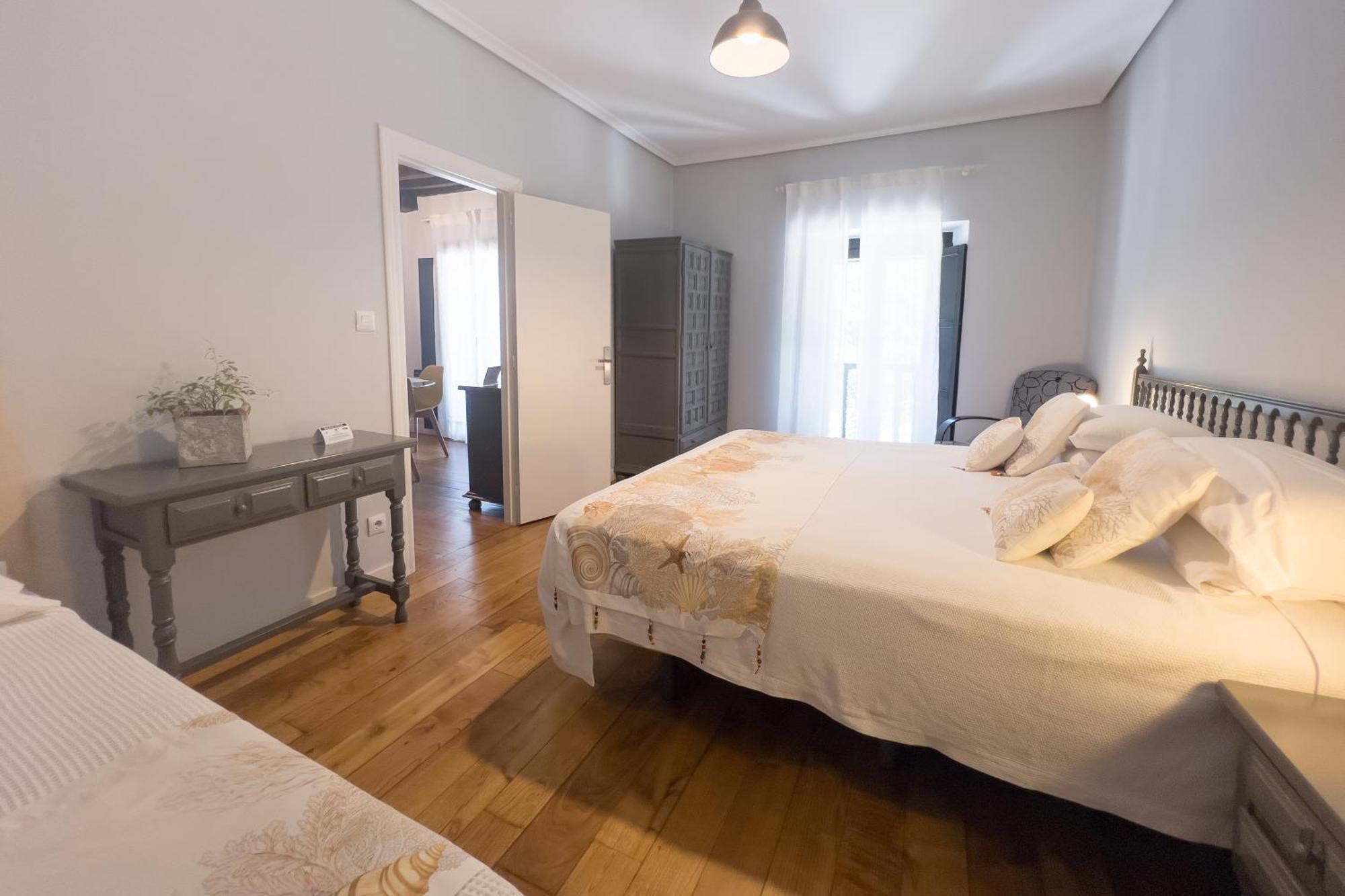 Apartamentos Santa Lucia Кабесон-де-ла-Саль Экстерьер фото