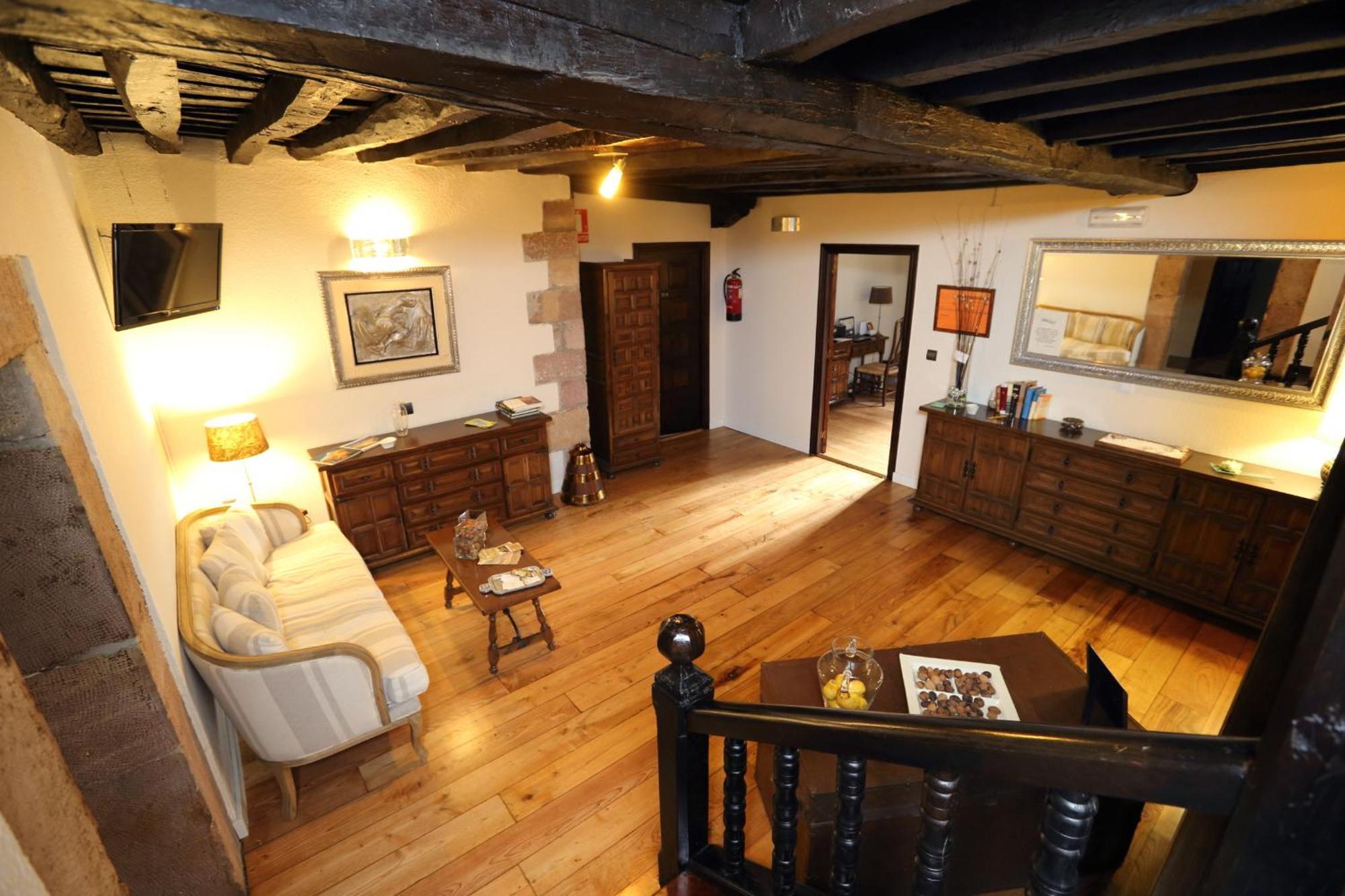 Apartamentos Santa Lucia Кабесон-де-ла-Саль Экстерьер фото